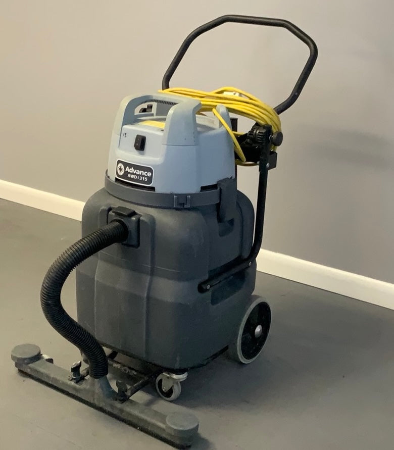 Advance AWD 315 wet dry vacuum