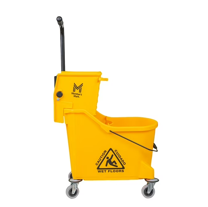 Member's Mark Commercial Mop Bucket with Wringer