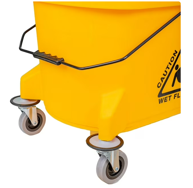 Member's Mark Commercial Mop Bucket with Wringer